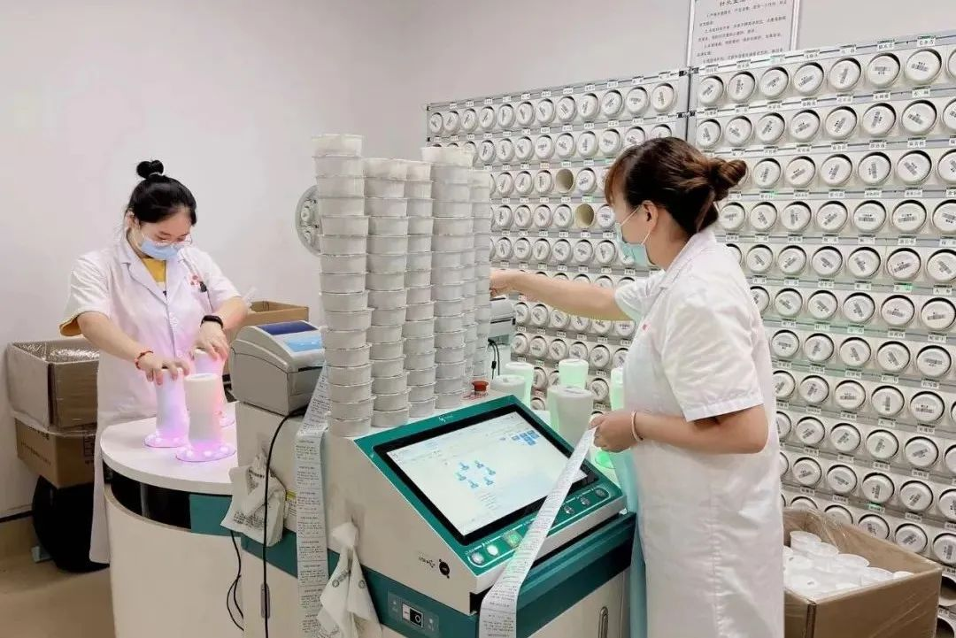【抗疫一線】大疫當前，義不容辭，宇亨智能“流動應急智能中藥房”助力成都抗疫！